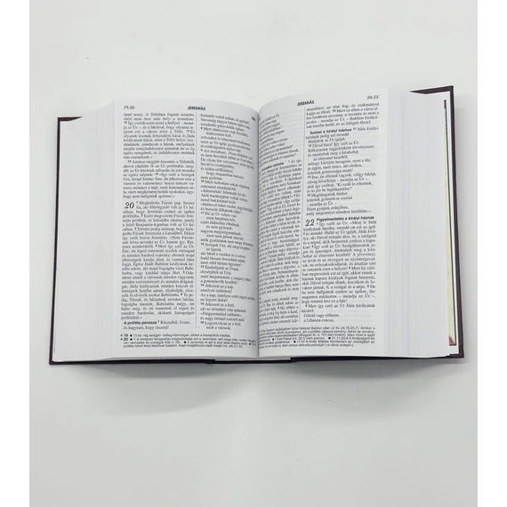 Szentírás (130mm x 190mm) közepes