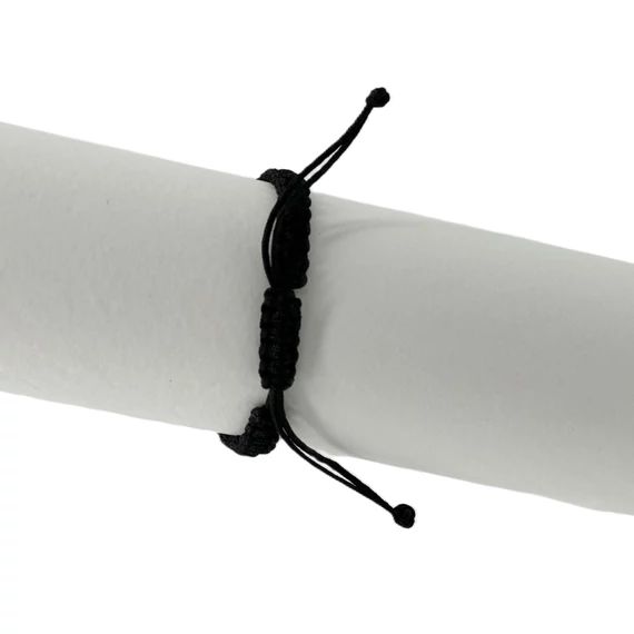 Karkötő makramé fekete fém kereszttel