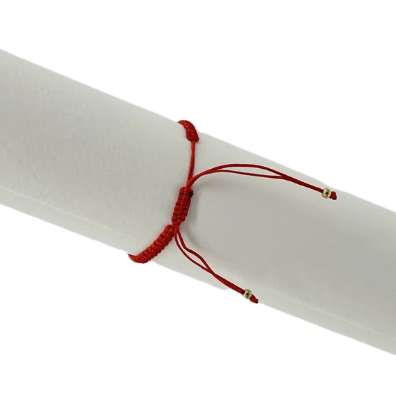 Karkötő makramé piros köves arany színű kereszttel